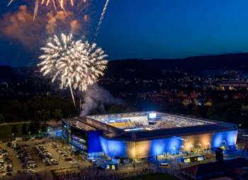 News 07/2024: Eindrucksvolle Stadioneröffnung: Viertakt als Marken-Architekt